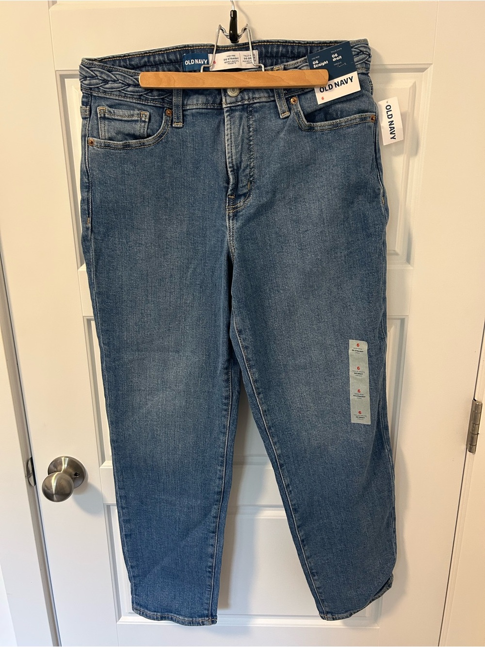 Old Navy Relaxed Boyfriend Jeans in Medium Blue